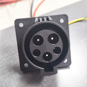 Enchufe de cargador J1772 EV Entrada estándar americana de 5 pines con arnés de cableado y adaptador de corriente - Product Image 6