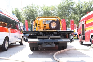 Camion de dépannage à plateau plat 4x2, un pour deux, direct usine, pour le sauvetage routier, vente chaude - Product Image 6