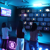 Jeu de suivi d'équipe Wetop Indoor Metal avec boutons lumineux LED RGB pour parcs d'attractions commerciaux