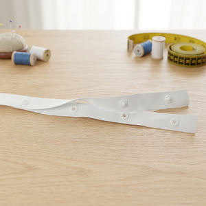 Cinta de Botones a Presión de Plástico de 18 mm de Ancho DK-679 |   Cinta de Plástico Blanca con Botones a Presión para Fijación de Prendas con Botones Circulares - Product Image 3