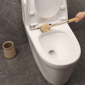 Ensemble de brosses de toilette avec base, manche long en bois, poils en fibre de coco, boucle de suspension pour le nettoyage de la salle de bain - Product Image 3