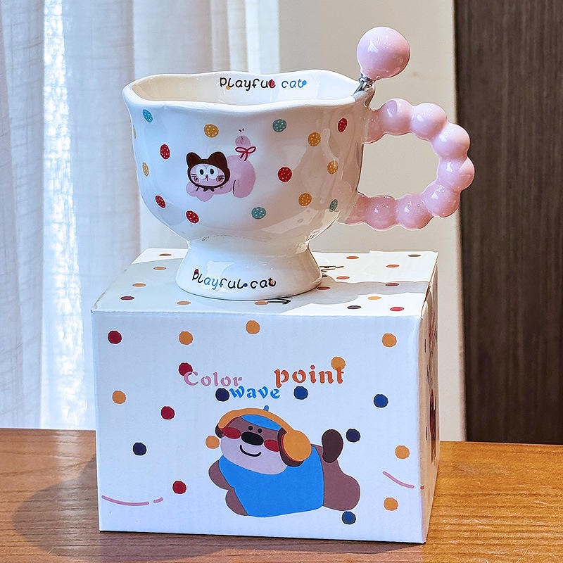 สีชมพู (ถ้วยและช้อน)