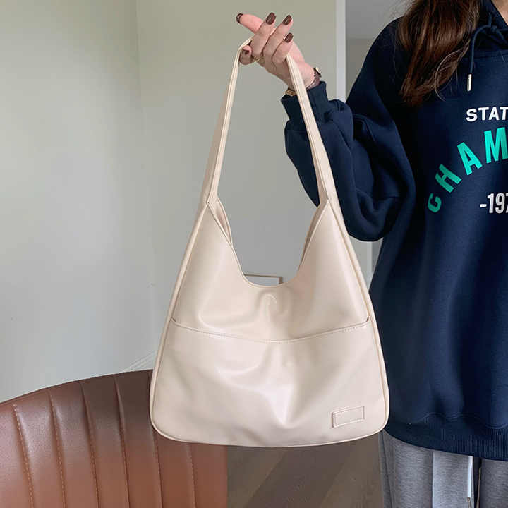 Popular Indentation Trendy Leisure Commute Shoulder Bag