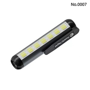 Lampe torche LED rechargeable en alliage d'aluminium avec aimant et clip pour utilisation en extérieur - Product Image 4