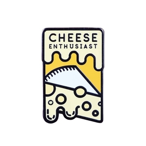 Los accesorios pequeños decorativos generalmente consisten en una base de metal Lindo amante del queso delicioso Pin de esmalte personalizado único