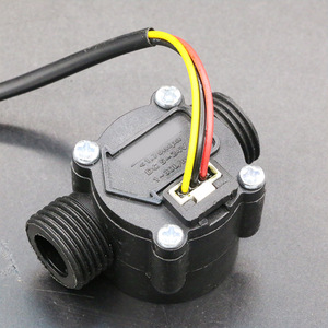 Sensor de Flujo de Agua de 3 y 4 Cables con Conector para Tuberías de Calentadores de Agua Domésticos, Material Plástico Eléctrico - Product Image 1