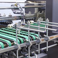 Plieuse-colleuse de cartons ondulés avec colle thermofusible en option, machine automatique de pliage et de collage à 4 ou 6 coins
