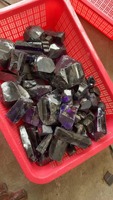Zircone cubique en gros d'usine, zircon violet, gemmes brutes en vrac, matières premières de zircon, peut être fait des bijoux