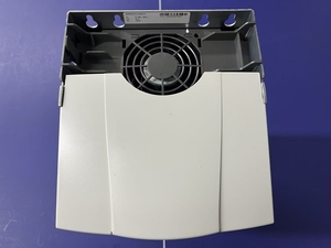 ใหม่เอี่ยมและเป็นของแท้ 100% ACS510 ซีรีส์ ฟรีเควนซีคอนเวอร์เตอร์ ACS510-01-031A-4 15KW 380V 31A 3PH IP21 VFD ACS510-01-031A-4 ACS510 ซีรีส์ ฟรีเควนซีคอนเวอร์เตอร์ - Product Image 3