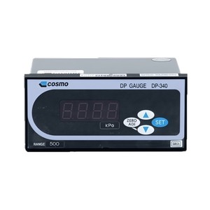 Manómetro Digital Cosmo DP-340 500 Kpa para Montaje en Chasis - Product Image 1