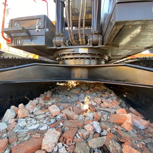Excavatrice sur chenilles hydraulique d'occasion Volvo EC240 de 24 tonnes avec moteur puissant, fournie par l'usine, pour projets de construction - Product Image 4