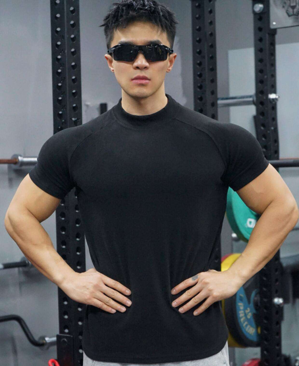 Short sleeve high neck-black