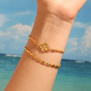 Bracciale Artivelle Trendy Jewelry in acciaio inossidabile placcato oro 18 carati con chiusura a S in titanio, design a <span class=keywords><strong>quadrifoglio</strong></span> inciso <span class=keywords><strong>al</strong></span> laser. - Product Image 3