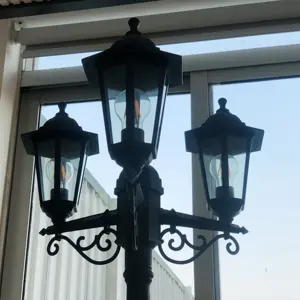 Akkor ampuller plastik malzeme fabrika fiyat açık 3 yıl garanti antika sokak lambası IP44 sokak yol bahçe lambası