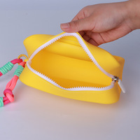 Offre Spéciale sacs de rangement en silicone à texture gelée écologique mignon usage quotidien en plein air pochette cosmétique souple et durable à fermeture éclair