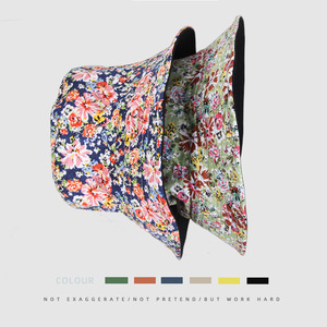 Sombrero de pescador vintage con estampado floral, ligero, de algodón, plegable, reversible, informal, para vacaciones y uso diario. - Product Image 2