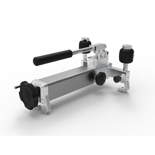 Portable 6MPa Air Vacuum Pump -0.095~0 Pressure Calibrator Source for Pressure Gauges