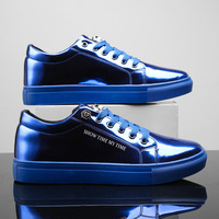 Chaussures de marche urbaines tendance printemps en cuir verni, plates et brillantes, polyvalentes, décontractées, pour hommes