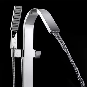 Grifo de Bañera Independiente de Lujo Moderno YF, Mezclador de <span class=keywords><strong>Ducha</strong></span> de Latón Montado en el Suelo con Rociador de Mano, Negro Cromado - Product Image 2