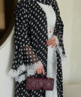 Nouvelle Abaya Ouverte Élégante en Laine Noire et Blanche à Motifs Floraux avec Dentelle, Robe Longue Modeste avec Hijab, Style Dubaï, Vente en Gros pour Femmes Musulmanes Printemps