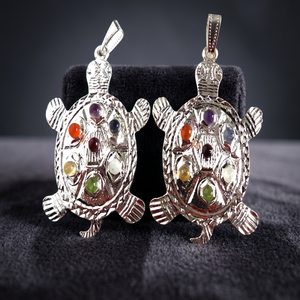 Épingle circulaire en laiton plaqué argent avec motif géométrique Feng Shui gravé, figurine de collection artistique, bijou porte-bonheur, Gujarat - Product Image 6