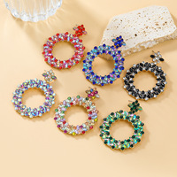 Anting-anting besar berlian berwarna baru model bohemian bunga berlian imitasi wanita anting-anting kancing huggie