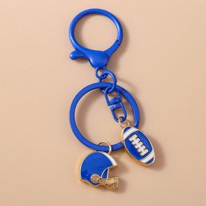 Porte-clés en métal style mini casque de rugby, souvenir d'équipe sportive, vente en gros - Product Image 3