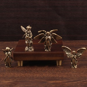 Figuras <span class=keywords><strong>de</strong></span> Ángeles <span class=keywords><strong>de</strong></span> Latón Retro al por Mayor, Estatuas <span class=keywords><strong>de</strong></span> <span class=keywords><strong>Brujas</strong></span>, Artesanías Metálicas Surtidas para Decoración del Hogar - Product Image 1