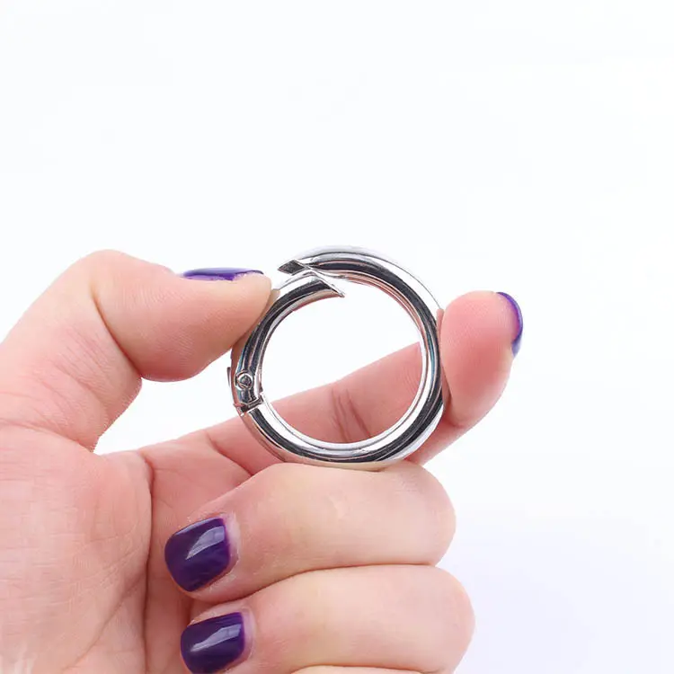 custom zinc alloy metal spring keyring hoop colourful key chain accessories Round Carabiner Snap Rings