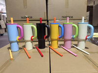 Gobelet isotherme personnalisé en acier inoxydable 30oz/40oz avec paille rabattable, tasse à café thermos anti-déversement et anti-fuite avec poignée