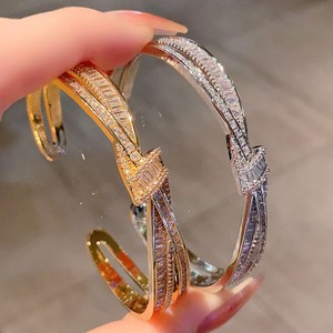 <b>Copper</b> Alloy Crisscross Bow <b>Bracelet</b> Gold And White Zircon Embellished Women's Jewelry Gift - Product Image 3