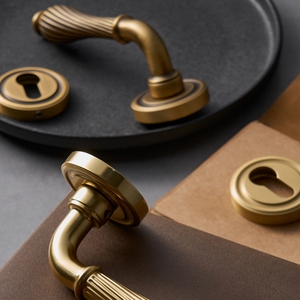 Juego de Cerraduras de Privacidad y de <span class=keywords><strong>Pasaje</strong></span> de Latón Macizo Vintage, Juego Completo de Cerraduras para Puertas Interiores de Madera para Dormitorio con Mecanismo Silencioso - Product Image 2
