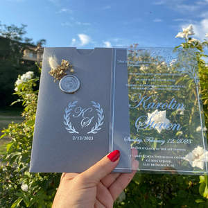 Tarjetas de Invitación Personalizadas de Lujo para Baby Shower o Boda, Impresas con UV en Papel Recubierto, con Sobre, Sello de Cera y Flor Seca - Product Image 1