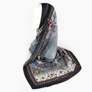 ผ้าทอลายมุสลิมผ้าพันคอผ้าฝ้ายเนื้อนุ่มพิมพ์ลายดิจิทัลพร้อมหลอดเลเซอร์สำหรับผู้หญิงมาเลย์ - Product Image 2