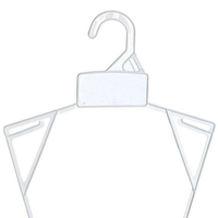 Cintres de maillot de bain en métal PS en forme de corps coréen au design moderne pour le rangement des vestes et l'utilisation des sacs