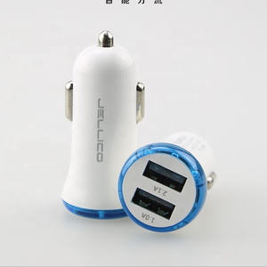 Double usb multi-port de départ dans <span class=keywords><strong>le</strong></span> chargeur de téléphone de voiture d'éclairage lors de la charge intelligente sortie 5 v 3.1a - Product Image 1