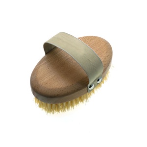 Spazzola da bagno in legno di faggio di alta qualità con setole di Agave <span class=keywords><strong>pelle</strong></span> <span class=keywords><strong>secca</strong></span> spazzola per il <span class=keywords><strong>corpo</strong></span> spugne e scrubber all'ingrosso - Product Image 1