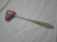 Marteaux réflexes diagnostiques de Percussion Babinski neurologiques médicaux puissance manuelle disponible dans toutes les conceptions et qualités