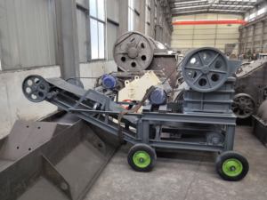 Concasseur à mâchoires portable haute efficacité pour la fabrication de briques, le concassage de sable, de minerai et de galets - Product Image 4