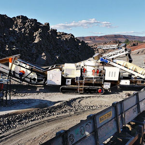 Trituradora de Cono Móvil Versátil sobre Orugas 40t/h 100t/h 300t/h, Trituradora de Piedra Portátil para Canteras con Alta Capacidad de Trituración - Product Image 1