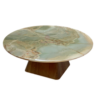 Table basse en jade vert au design personnalisé marbre poli avec pieds en bois pour projets d'intérieur