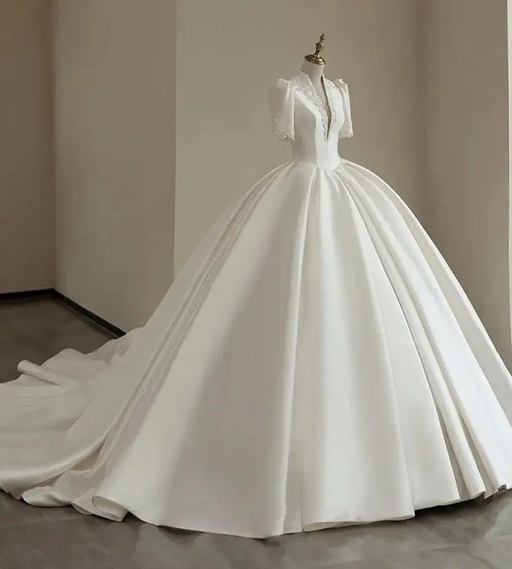 Tessuto di Tulle francese per abito da sposa 2024 nuova sposa con strascico abiti da sposa manica corta con scollo a v abiti da sposa in raso