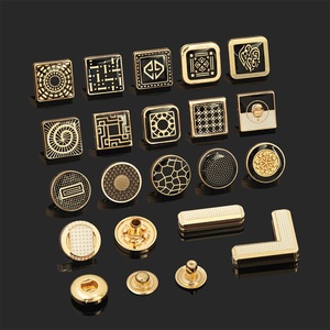 Botón de Presión de Metal para Ropa, Camisa, Abaya, Thobe, con Logotipo de Marca de 4 Partes, Personalizado - Product Image 2