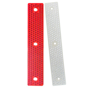 Delineador de Seguridad Vial con Diseño Óptico, Reflectante de Plástico con 268 Cuentas de Cristal - Product Image 1