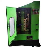 Machine automatique d'alimentation et de coupe pour le roulage de fils, pour la production de vis, boulons, goujons et tuyaux filetés sur ligne de production à matrice plate