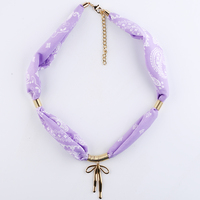 Nouveaux colliers tendance, bandanas, foulards, colliers avec breloques en acier inoxydable, pendentifs en forme de cœur et de nœud