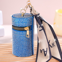 Nouvel Arrivage Porte-clés de luxe en cuir pour foulard, mini porte-monnaie, portefeuille zippé, breloques de sac à main, porte-clés de voiture et porte-rouge à lèvres orné de diamants