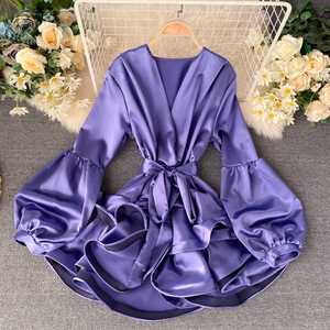 Vestido Casual de Moda con Cuello en V y Mangas Farol de Satén para Mujer, Estilo Europeo y Americano - Product Image 1