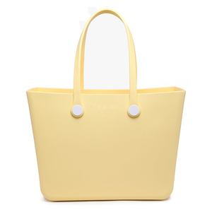 Adornos Navideños Personalizados con Bordado, Cesta de Pascua Infantil de Tela Seersucker a Rayas, Redonda, Duradera y a la Moda - Product Image 1