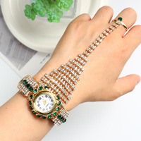 Umweltfreundliche Damen-Analoguhr mit Quarzwerk und Strass-Armband im Modischen Design